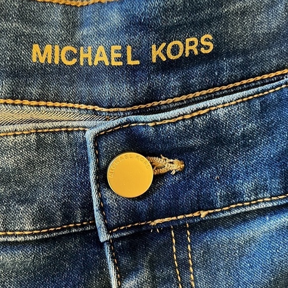 Michael Kors  blue jeans Basics - Picture 6 of 14